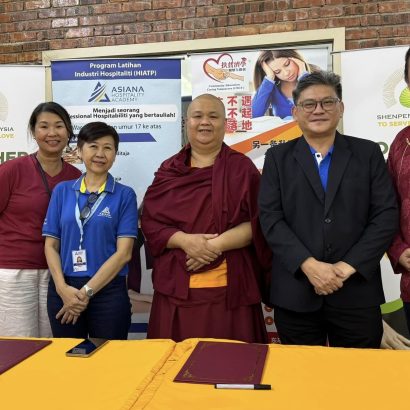 Signing ceremony of the MOU took place between Shenpen and Asiana Hospitality Academy